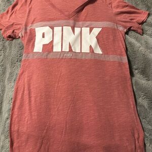 Victoria’s Secret v neck tee